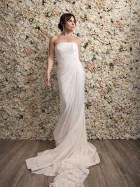 Pronovias Urke Chiffon Wedding Dress size 10